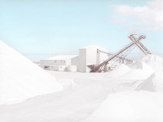 Illustration for article titled These Salt Mines Look Like Landscapes From Another Planet